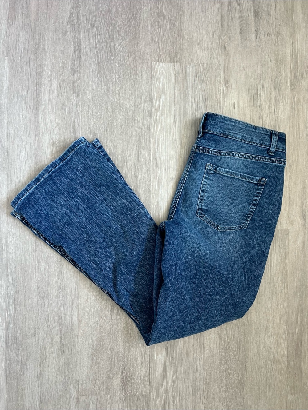 M Jeans Classic Flare Mid Rise Women’s Jeans 10 Reg